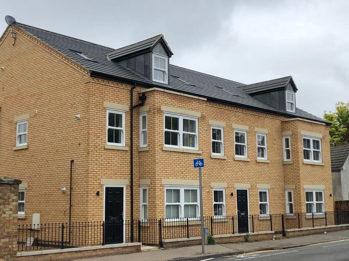 The Martins Apartment Peterborough Exterior photo
